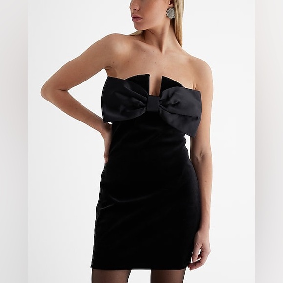 Express Dresses & Skirts - NWT Express Black Strapless Velvet Mini Dress with Statement Bow